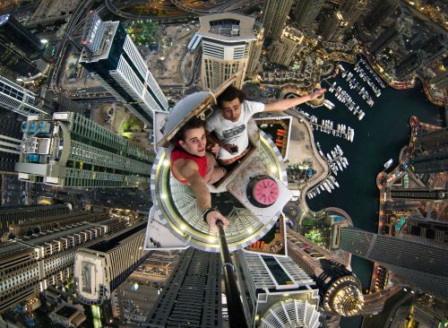 Dubai Daredevil Selfie